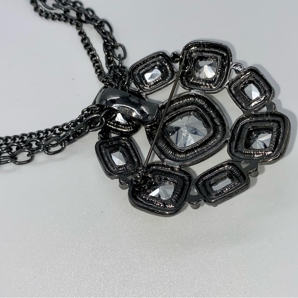 CHICO’S Triple Chain Convertible Necklace - Picture 8 of 11